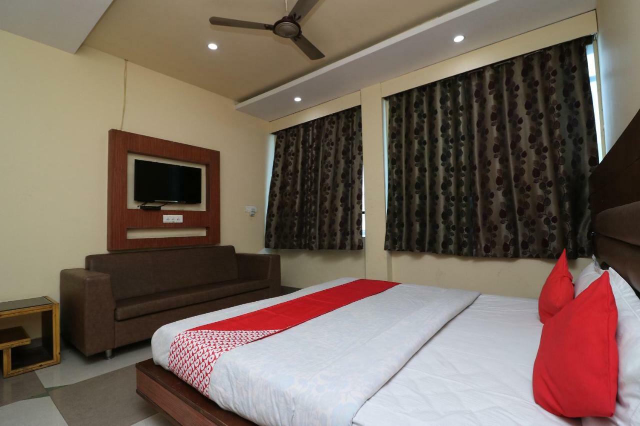 Oyo 24178 Hotel Vrindavan Regency Bikaner Ngoại thất bức ảnh