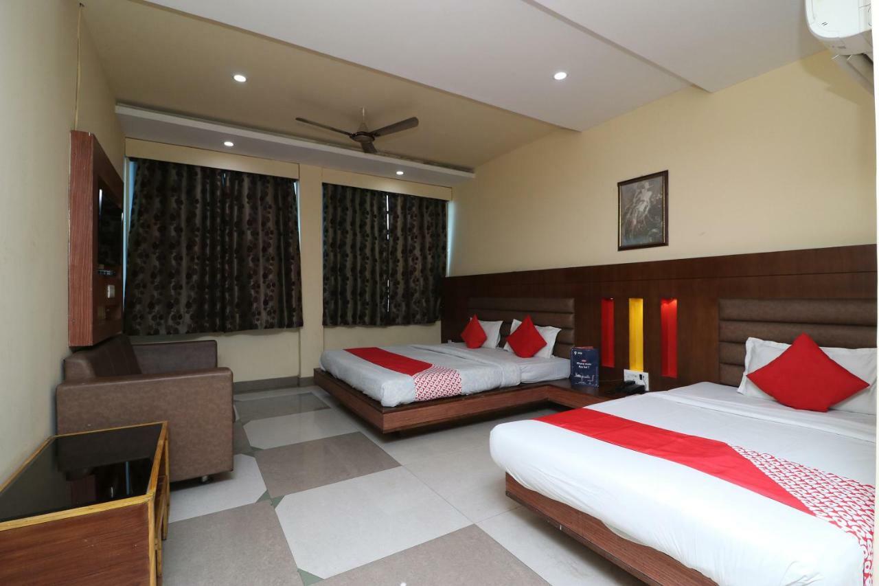 Oyo 24178 Hotel Vrindavan Regency Bikaner Ngoại thất bức ảnh